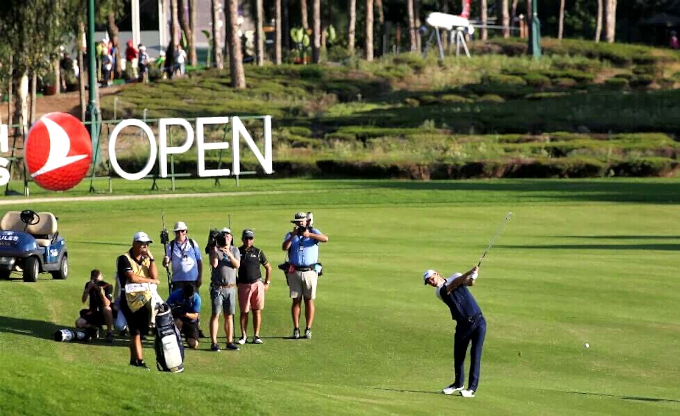 Regnumcarya Homeofgolf Cover